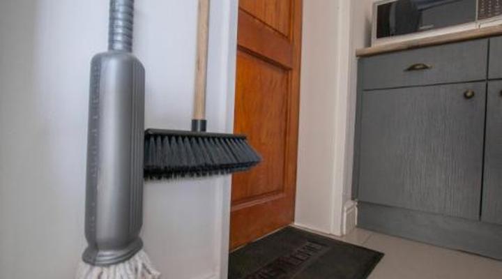 Desert Wind Private Guest and Game Farm