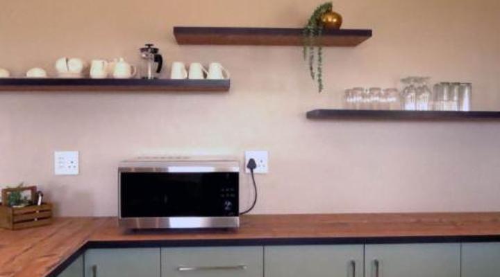 Desert Wind Private Guest and Game Farm