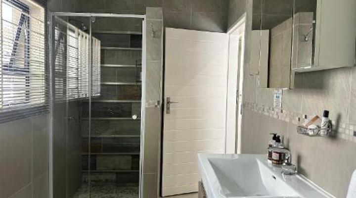 Vineyard on the Hill Guest House