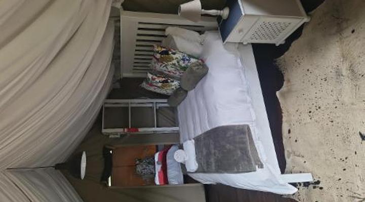 Kingfisher Lakeside Retreat