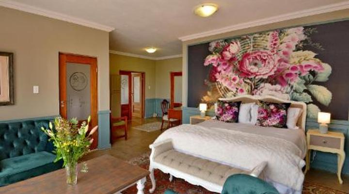 R'new at Vaal Estate