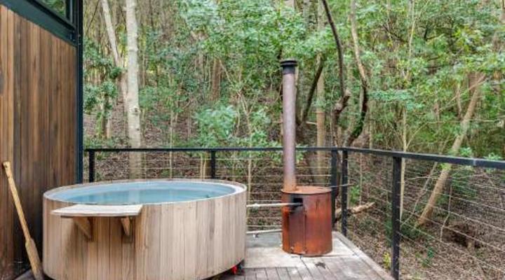 Overstory Forest Cabins