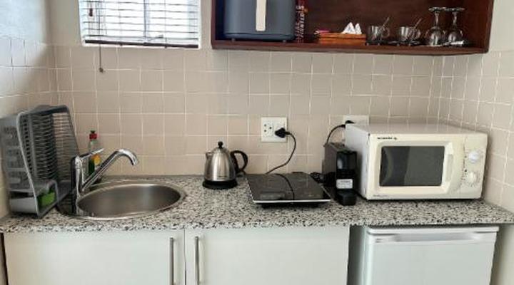 Manor on the Bay Loadshedding-free Guesthouse