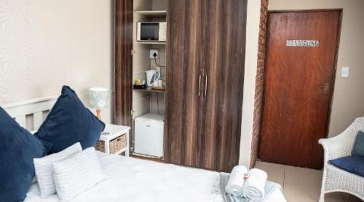 Bluewater Guest House