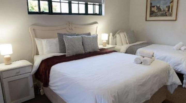 Koo Karoo Guest Lodge