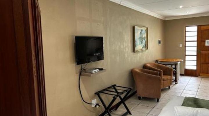 The Tree House Bed & Breakfast