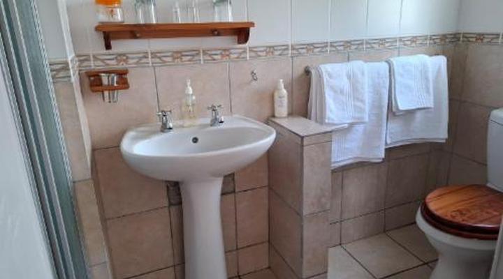 Cedar Lodge Guest House