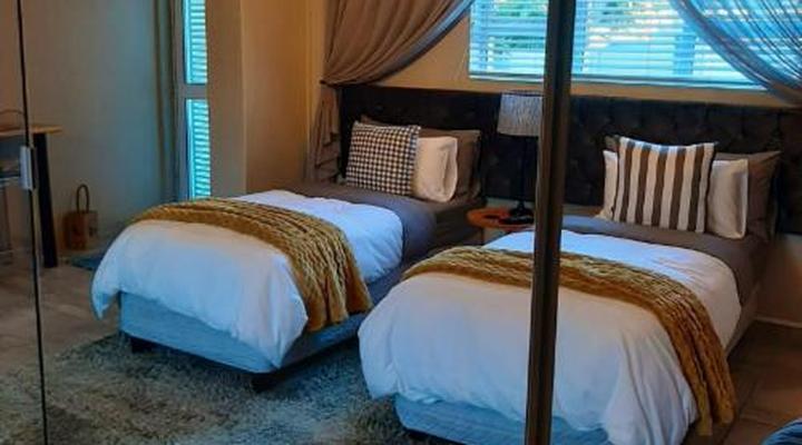 Simply The Choice Manor