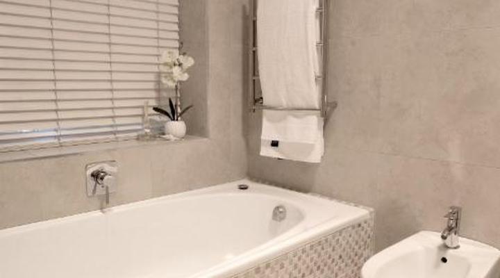 Simply The Choice Manor