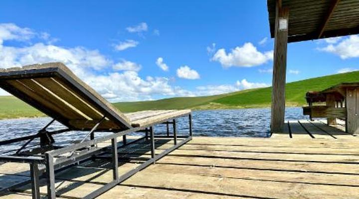 Oewerzicht Tented River Lodge & Farm Cottages