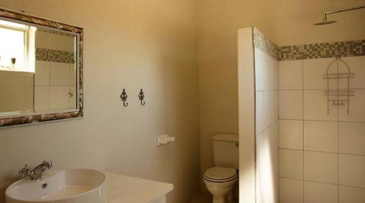 Obiekwa Country House