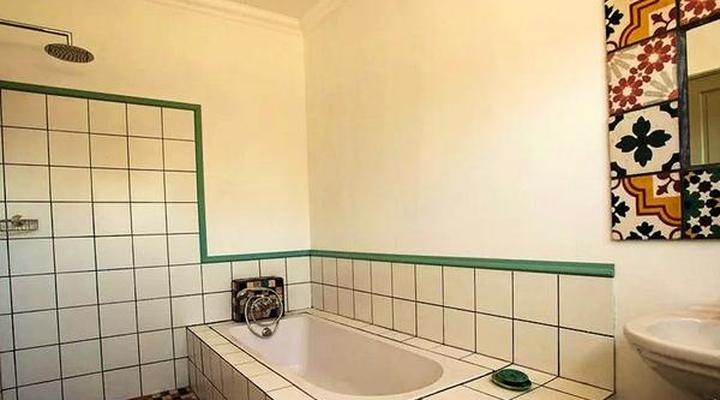 Obiekwa Country House