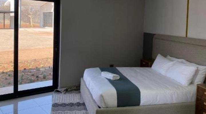 Alldays Country Lodge