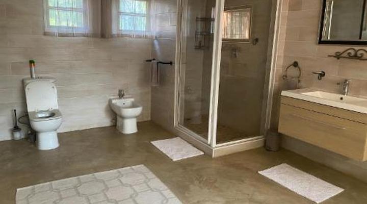 River Bird Guest House