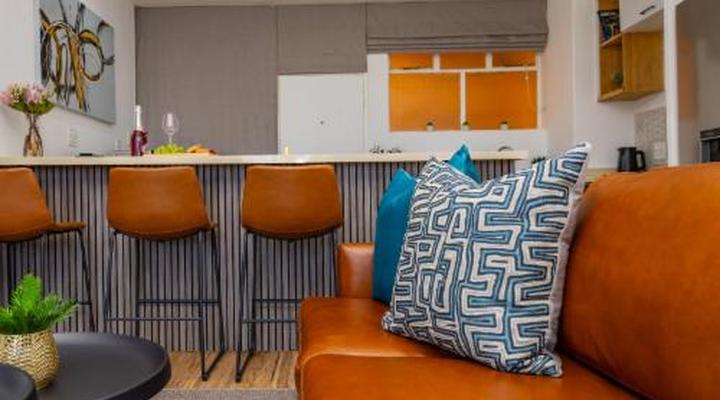 Illovo Luxury 1-Bed Apartment