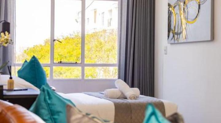 Illovo Luxury 1-Bed Apartment