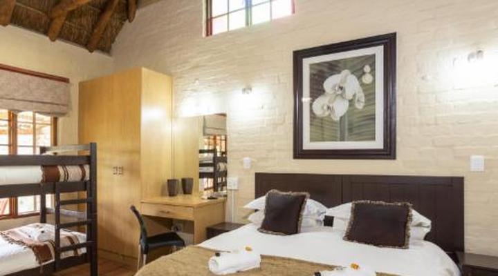 Stonebreaker Country Lodge