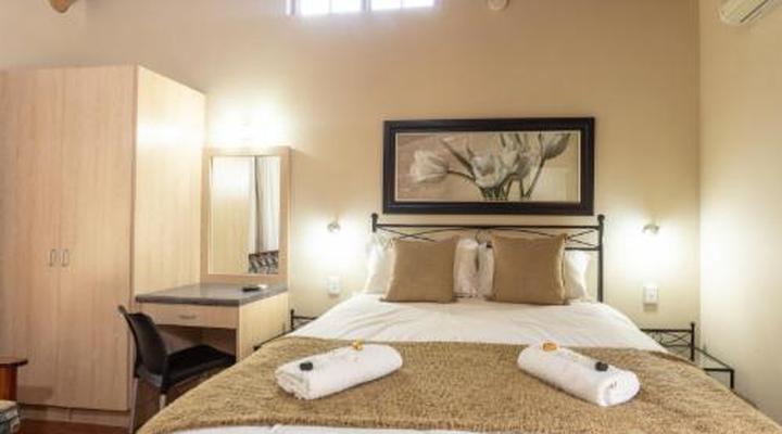 Stonebreaker Country Lodge