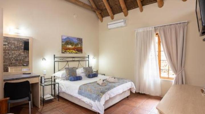 Stonebreaker Country Lodge