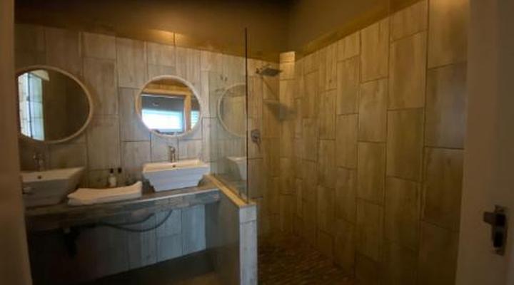 Crayfish Creek Guest House