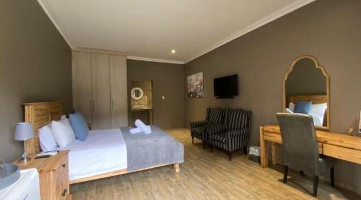 Crayfish Creek Guest House