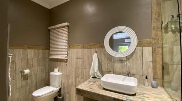 Crayfish Creek Guest House