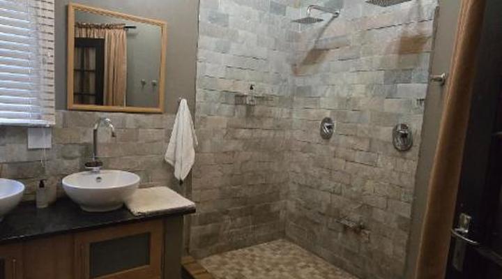 Crayfish Creek Guest House