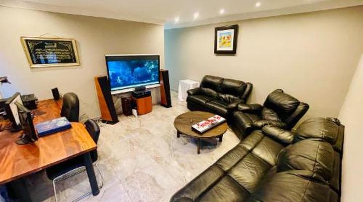 Pretoria Mansion Coral Tree Inn