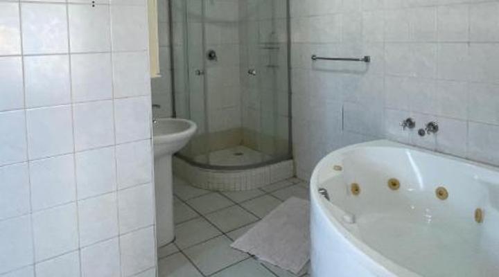 Carrington Guest House 