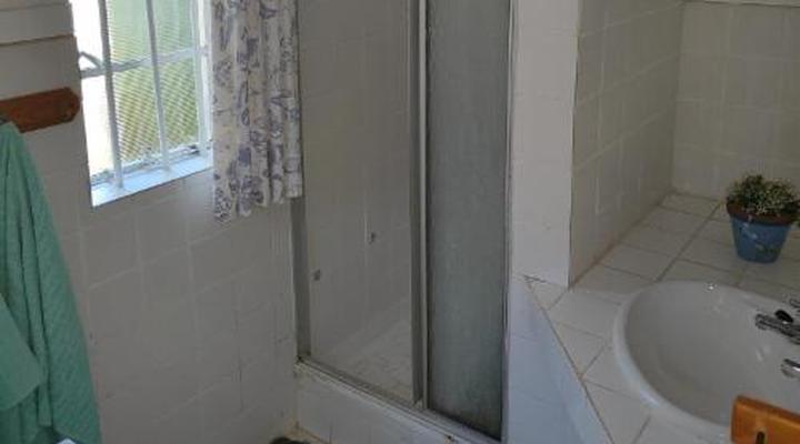 Garden of Eden Cottages & Guest House