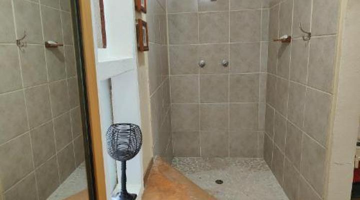 Garden of Eden Cottages & Guest House