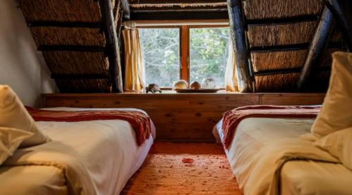 Moontide Guest Lodge