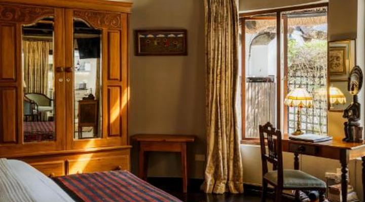 Moontide Guest Lodge