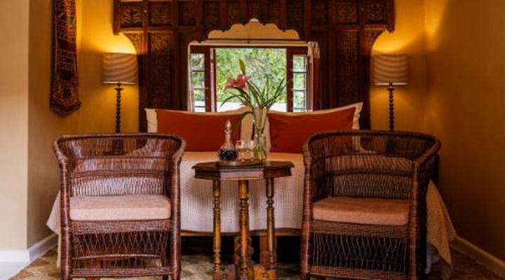 Moontide Guest Lodge