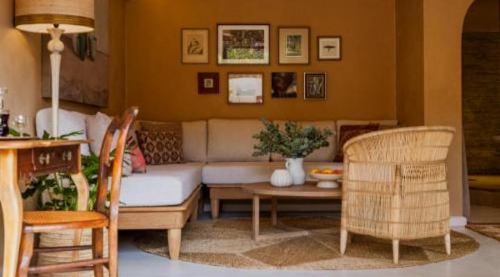 Moontide Guest Lodge