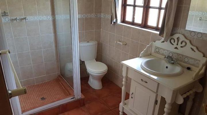 The Kingfisher Country Cottages & Trout Lodge