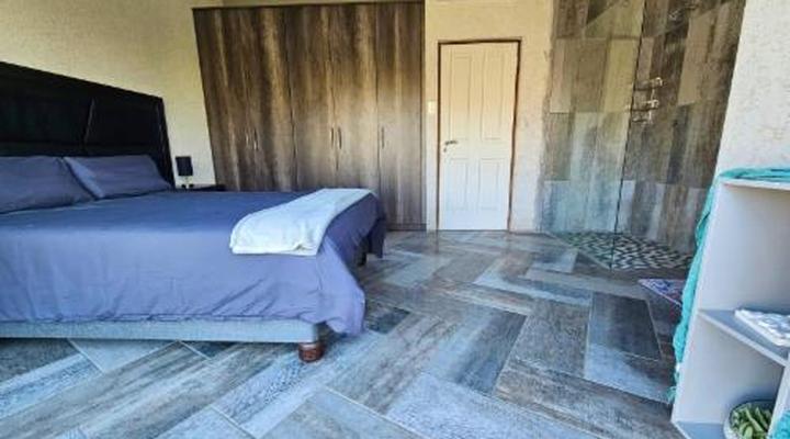 Freeman Manor - Peninsula