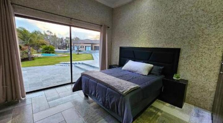 Freeman Manor - Peninsula