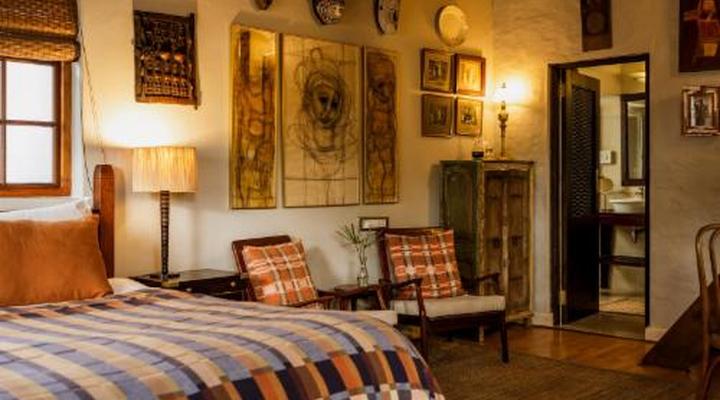 Moontide Guest Lodge