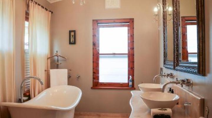 La Pension Guest House