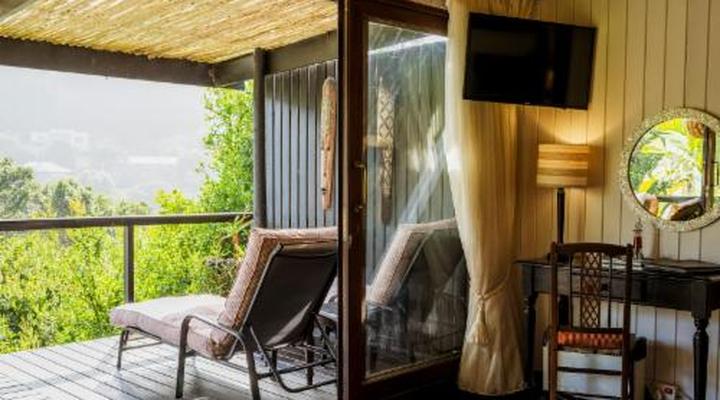 Moontide Guest Lodge