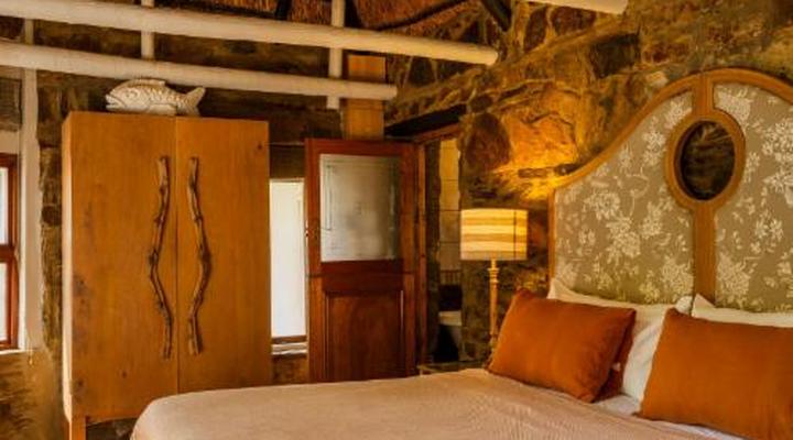 Moontide Guest Lodge