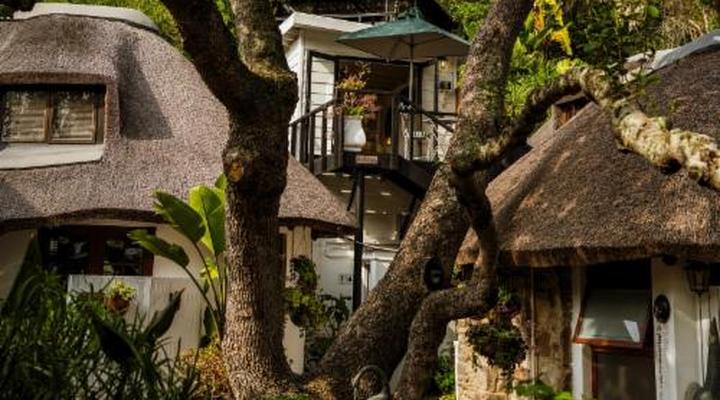 Moontide Guest Lodge