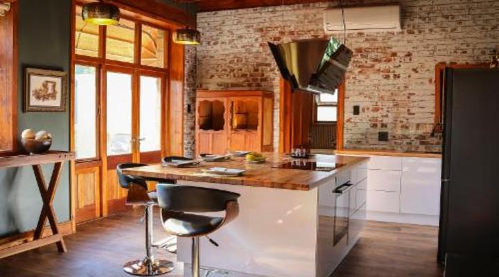 La Pension Guest House