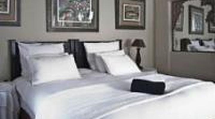 Izimbali Lodge and Restaurant