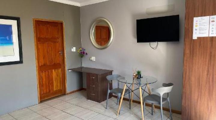 Waterkloof Glen Guest House