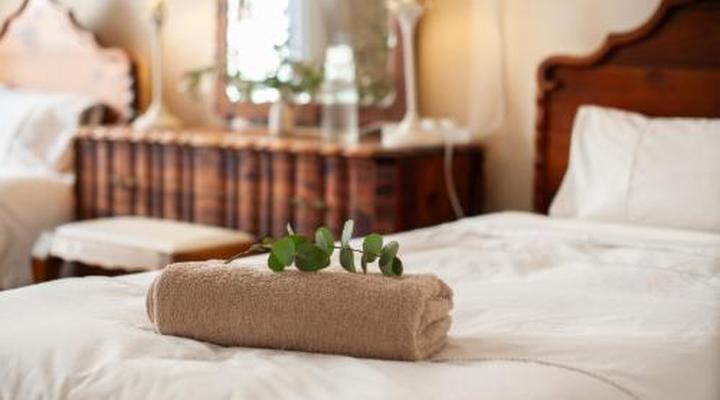 Paul Rene’ Manor House