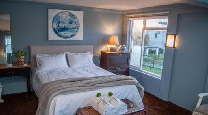 Paul Rene’ Manor House