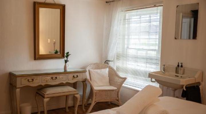 Paul Rene’ Manor House