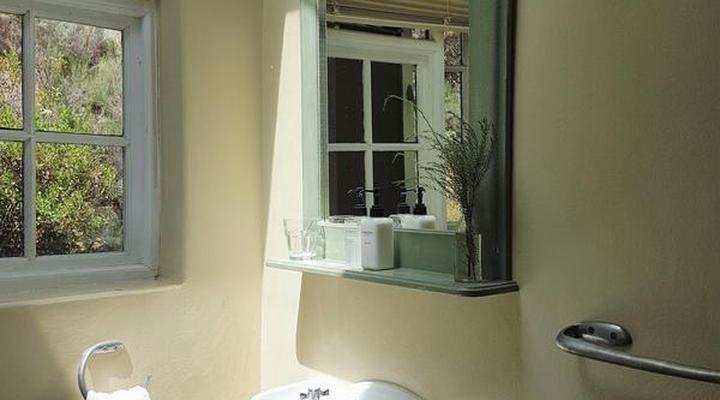 Porcupine Hills Guest Farm